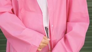 ชุดกันฝน EVA เสื้อกันฝน มีให้เลือก 3 ขนาด ทันสมัยราคาถูก น้ำหนักเบาพกพาสะดวก ทนทาน ยืดหยุ่น ไม่ขาดง่าย