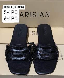 Parisians Flat Sandals (mall pull out w/tag & box (350 Onsale)