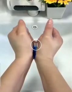 Spon Daki Sponge Spons Busa Mandi Lembut Pengangkat Perontok daki / spon mandi bayi / Untuk Bayi dan dewasa