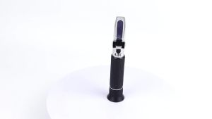 Máy Đo Khúc Xạ Cầm Tay Lâm Sàng Cho Thú Cưng Đo Tỷ Trọng Nước Tiểu Và Nồng Độ Protein Huyết Thanh Ở Mèo Chó 1.000-1.060RI