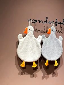 BECORATE Cartoon Duck Hand Towel Soft Plush Kitchen Water Absorbent Hand Towels Simple Cartoon Bathroom Hanging Towels Decor