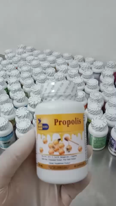 1แถม1 Propolis Plus โพรโพลิส พลัส นมผึ้ง ตรา บลูเบิร์ด 600 มก. 60 แคปซูล