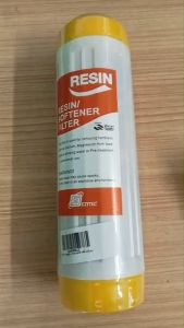 ไส้กรองน้ำ เรซิ่น ยาว 10นิ้ว กว้าง 2.5นิ้ว ทำหน้าที่กรองหินปูน ปรับความกระด้างของน้ำ ปรับรสชาติน้ำ ไส้กรองเครื่องกรองน้ำ