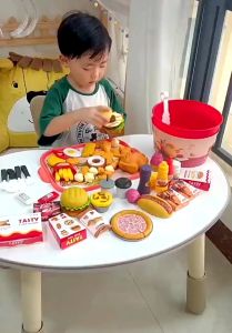 Kids Fried Chicken Hamburger Simulation Kitchen Toys Fisher Price Food Truck Fast Food Cooking Set Toy Ice Cream Simulation Interactive Toys for Children Girl 4 Years + Ability Development Mainan Masak Masakan Perempuan 女童厨房玩具