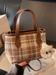 Autumn Winter Woolen Plaid Womens Shoulder Crossbody Bag Korean Style Versatile High Quality Bucket Handbag Fashionable Tote