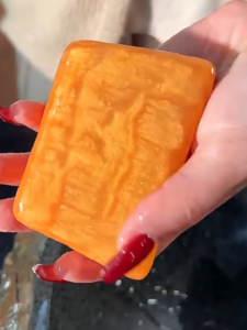 Essential Oils Gold Bath Soap - Long Lasting Fragrant for Skin Care