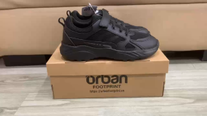 Giày Thể Thao URBAN FOOTPRINT Quai Dán TB2414 cho trẻ em màu full đen 100% chính hãng bảo hành 03 tháng đối với lỗi nhà sản xuất
