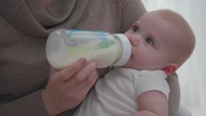 Dr. Browns Feeding Bottle 9oz-270ml PP Wide-Neck Options+ Dr. Browns Feeding Bottle 11oz-330ml PP Wide-Neck Options+ Bottle with Level2 Nipple 1-Pack