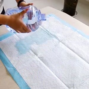 【On sale】100pcs Pee Pad Dog Pee Pad Super Absorbent pet dog Training Pad Per Pack Pet Wee Pads Pack