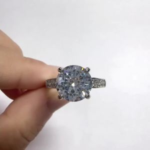 Nhẫn Đính Hôn Cổ Điển Dành Cho Nữ Huitan Đá Cubic Zirconia Rực Rỡ Cầu Hôn Kỷ Niệm Trang Sức Thời Trang
