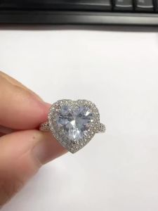 Huitan Romantic Heart Shaped Ring for Women Wedding Engagement Inlaid Shiny Cubic Zirconia Promise Accessories Jewelry Gift