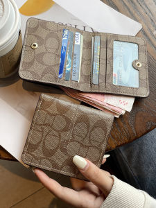 Elegant Ladies Bifold Wallet Slim Lightweight High-End Design Card Holder Compact Size Fashionable Geometric Pattern PVC Material