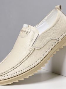 Handmade Mens Business Shoes Comfortable Soft Bottom Driving Shoes Fashionable Casual Leather Shoes round Toe Flat Heel