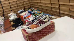 [NEW] รองเท้าV.ANS E-RA TIGER PATCHW0RK / 10 แบบสี Size:38-44  นำผ้าพิมพ์ลายเสือ🐅มาเย็บต่อเข้ากับผ้าได้อย่างลงตัวสวยงาม นักสะสมต้องรีบจัด