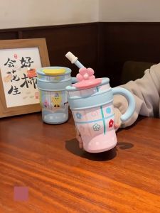 แก้วสแตนเลสมีหูจับ ดีไซน์การ์ตูนน่ารัก ขนาด 700ML สำหรับเก็บเย็น คุณภาพสูง