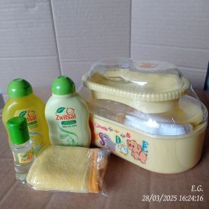 Zwitsal Sabun Bayi Paket Plus Tempat bwdak dan tempat sabun