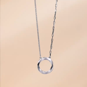 Chow Sang Sang 周生生 950 Platinum Essence Möbius Loop Necklace for Women & Men 47cm 96367N