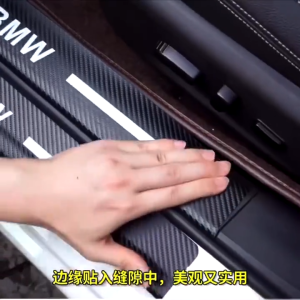 (ส่งจากไทย) 1ชุด มี 4 ชิ้น ประตูรถด้านข้างฐานเหยียบแถบคาร์บอนไฟเบอร์หนังสติกเกอร์ป้องกันรอยขีดข่วนสำหรับ BYD