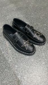 Sepatu Pria Docmart Loafers Slip On Star Full Black