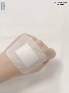 【Dargly】6*7 cm 10pcs แผ่นพลาสเตอร์ ผ้าก๊อซสำเร็จรูป แผ่นปิดแผลอเนกประสงค์