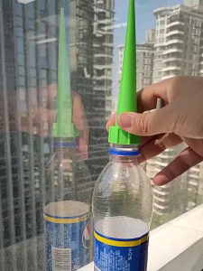 Dụng Cụ Tưới Cây Nhỏ Giọt Tự Động gắn chai - Tưới nhỏ giọt gắn Chai -Vòi tưới nhỏ giọt gắn chai nhựa