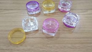 5-50 Chiếc Lọ Mỹ Phẩm Bằng Nhựa Trong Suốt Có Nắp Nhiều Màu Sắc 2g-3g Hộp Đựng Du Lịch Nhỏ Rỗng Đựng Kem Dưỡng Da Mặt Son Dưỡng Môi Mẫu Lọ
