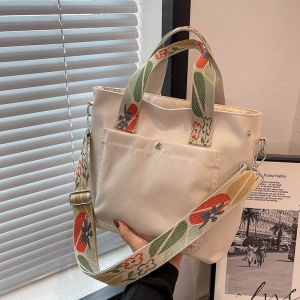 High Quality and Good Quality Japanese Niche Style Crossbody Bag Shoulder Satchel Multipurpose Women Bag Partysu Bag 2023 New Arrival