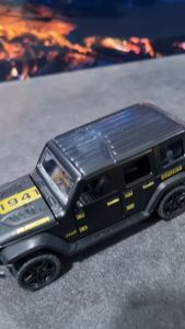 Diecast Miniatur Mainan Mobil Jeep Rubicon Sport Buka Pintu Besi Metal Pullback