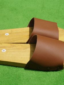 Anti-Slip Wooden Clogs Mens Womens Summer Slippers Comfortable Breathable Flat Heel Casual Home Shoes Phoebe Pattern