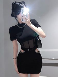 Màu Đen Ren Chia Ôm Vừa Vặn Áo Thun Ngắn Tay Nữ Mùa Hè Mới Thiết Kế Phong Cách Ngắn Gợi Cảm Phiên Bản Hàn Quốc Cổ Tròn Màu Trơn