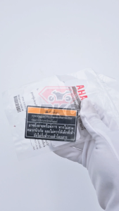 สติ๊กเกอร์ป้ายคำเตือนหมวกนิรภัย YAMAHA [2BL-F1568-10] แท้ศูนย์