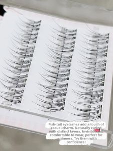 Self-Adhesive Natural Looking Eyelashes