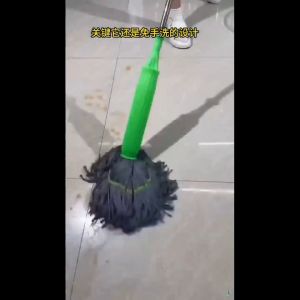 ไม้ถูพื้นแบบดี ไม้ม๊อบถูกพื้นเส้นใยไผ่ ไม้ถูพื้นเเบบบิดน้ำในตัว ไม้ถูพื้นใยไผ่ ดูดซับน้ำได้ดี หัวม็อบขนาดใหญ่ 55 ซม ด้ามจับสแตนเลส ใช้ได้ทั้งแบบเปียกและแบบแห้ง สะดวกไม่เลอะมือ ผ้าขนาดใหญ่