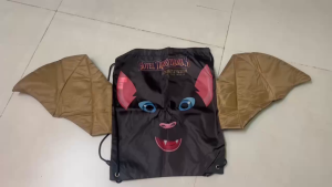 Túi rút phim "Hotel Transylvania 3"