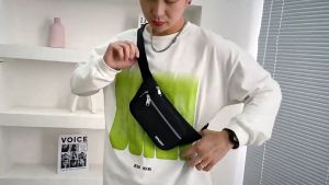 QNQN แฟชั่นสบาย ๆ กระเป๋าสะพายไหล่กระเป๋านักเรียนรุ่นเกาหลีกระเป๋าโทรศัพท์มือถือมัลติฟังก์ชั่นใหม่สำหรับผู้ชายและผู้หญิงกระเป๋ากีฬากลางแจ้ง