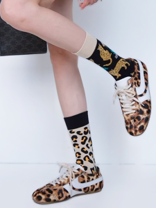 Trendy Leopard Print Chunky Mid-Calf AB Socks