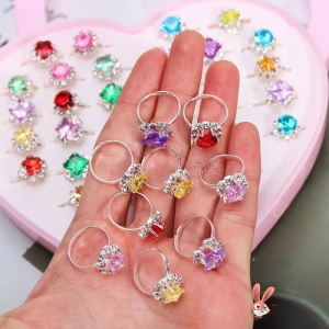Nhẫn Trẻ Em Mới Crystal Gem Diamond Toy Princess Elsa Cartoon Little Bé Gái Love Fashion Jewelry Accessory Summer 2023 ABEYINUOR