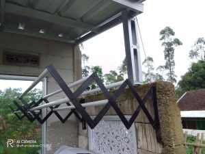 Jemuran Lipat Tempel Dinding Besi bukan Aluminium