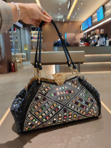 Fashionable Womens Leather Handbag 2025 New Large Capacity Luxury Diamond Embellished Single Shoulder Bag Casual Chic Style