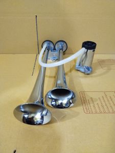 แตรลมไฟฟ้า แตร2ปากเสียงเดียว ดังจัด ไม่ต้องใช้ถังลม ระบุใช้กับไฟรถ12v./24v.ในตัวเลือก ติดตั้งได้เลยค่ะ