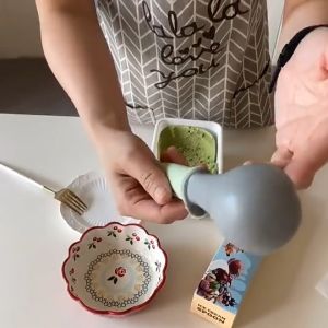 ICE CREAM SCOOP SENDOK ES KRIM SEKOP PLASTIK KUE BAKSO BUAH MANUAL 5cm