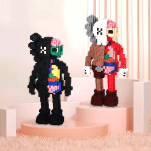 4200pcs Kaws Holiday Birthday Gift Small Particle Building Block Model