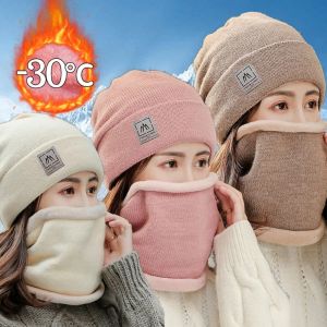 ผ้าพันคอหมวกถักกำมะหยี่หนาชุดหมวกฤดูหนาวอบอุ่นเสื้อสวมหัวกำมะหยี่ของผู้หญิงขนสัตว์เรียงรายไปด้วยที่คอ