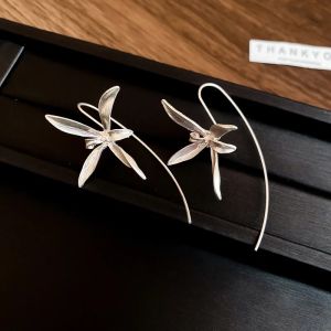 Iris Flower Petal Stud Earrings for Women Unique Sweet Golden Silvery Ear Studs French Temperament Ear Hooks Party Jewelry K1
