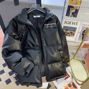 เสื้อกันหนาวบุใยฝ้ายหนัง PU หนาพิเศษสไตล์ญี่ปุ่นสำหรับฤดูหนาวเสื้อกันหนาวบุใยฝ้ายคอตั้งไม่ต้องซักสำหรับผู้ชายเสื้อโค้ทให้ความอบอุ่นเสื้อนวมผิวเงาสีดำสำหรับคู่รัก