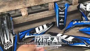 Decal Yamaha WR 155 Biru Abu-abu: Desain Grafis & Aksesoris Motor