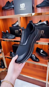 Hot sell casual shoes for men sneaker shoes slip on shoes for men walking shoes rubber flat shoes breathable loafer shoes for men