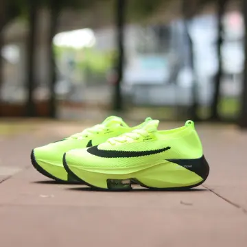 Jual Sepatu Nike Jalan Original Pria 2023 Terbaru Oct 2024 Lazada .id