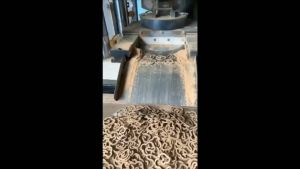 Nhang Trầm Hương Vân Mây - Lộc Phát Làm Từ 100% Bột Trầm Hương Tự Nhiên 1 hộp 15 vòng