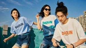 Kaos - LUFI Oblong Distro Skyblue Cotton Katun Combat 24S Tebal Premium Vintage Nyaman Lengan pendek jepang gen z merchandise arah cowok cewek Termurah Anime Hitam Combed Pria Sablon Putih Wanita Keren Baju black white